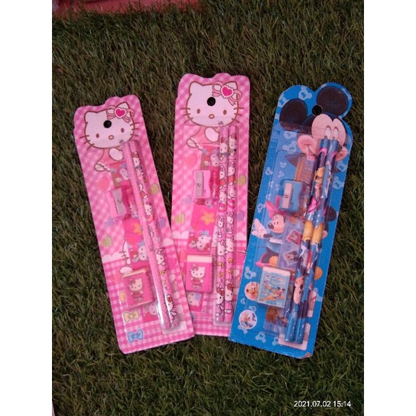 

pensil hello kitty