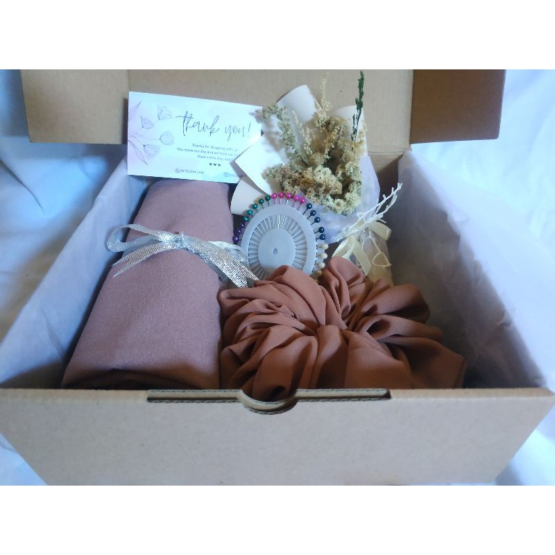 Hampers Hijab Pashmina Murah