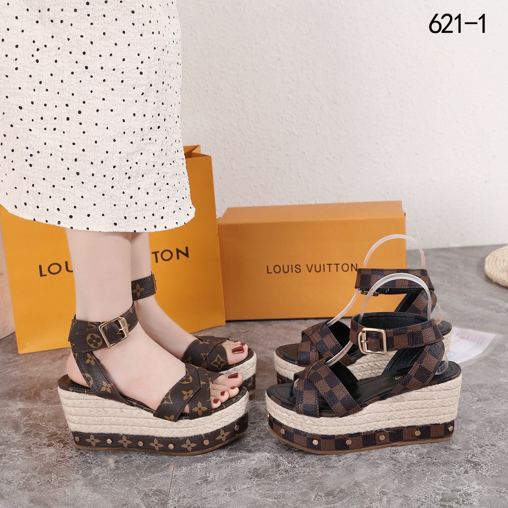 LV Louis Vuitton Wedges #621-1