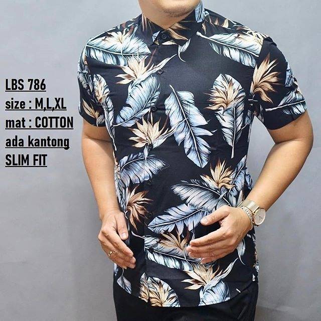 LBS 786 HEM KEMEJA BATIK PRIA SLIM FIT LENGAN PENDEK LUIGI BATANI