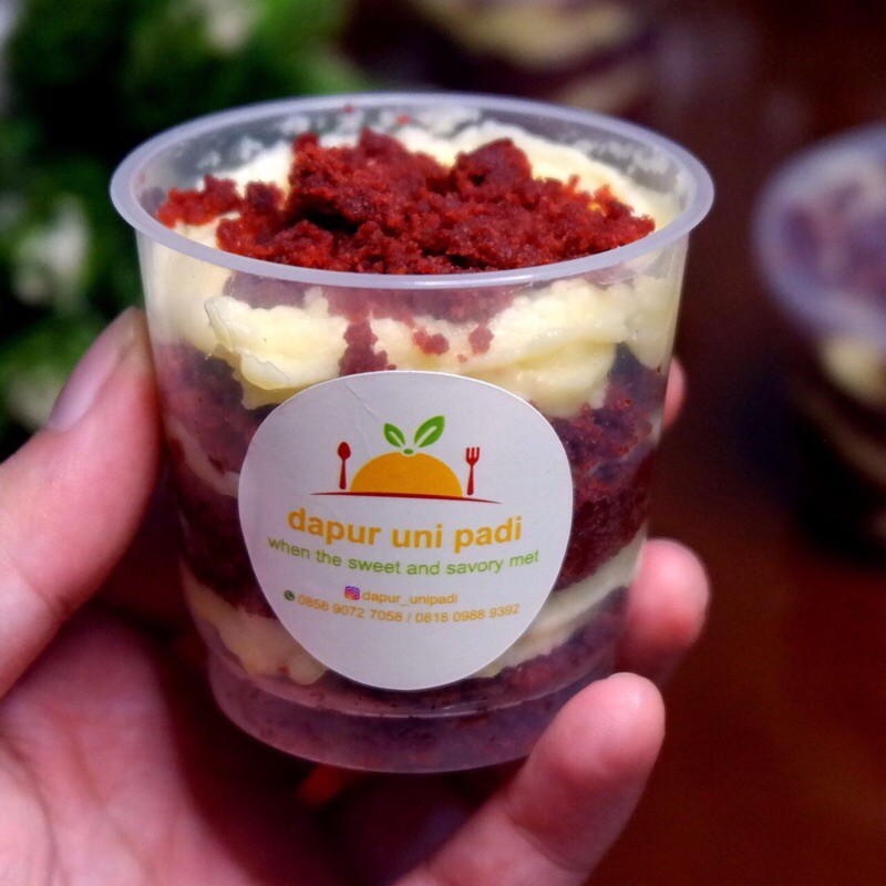 

red velvet to go