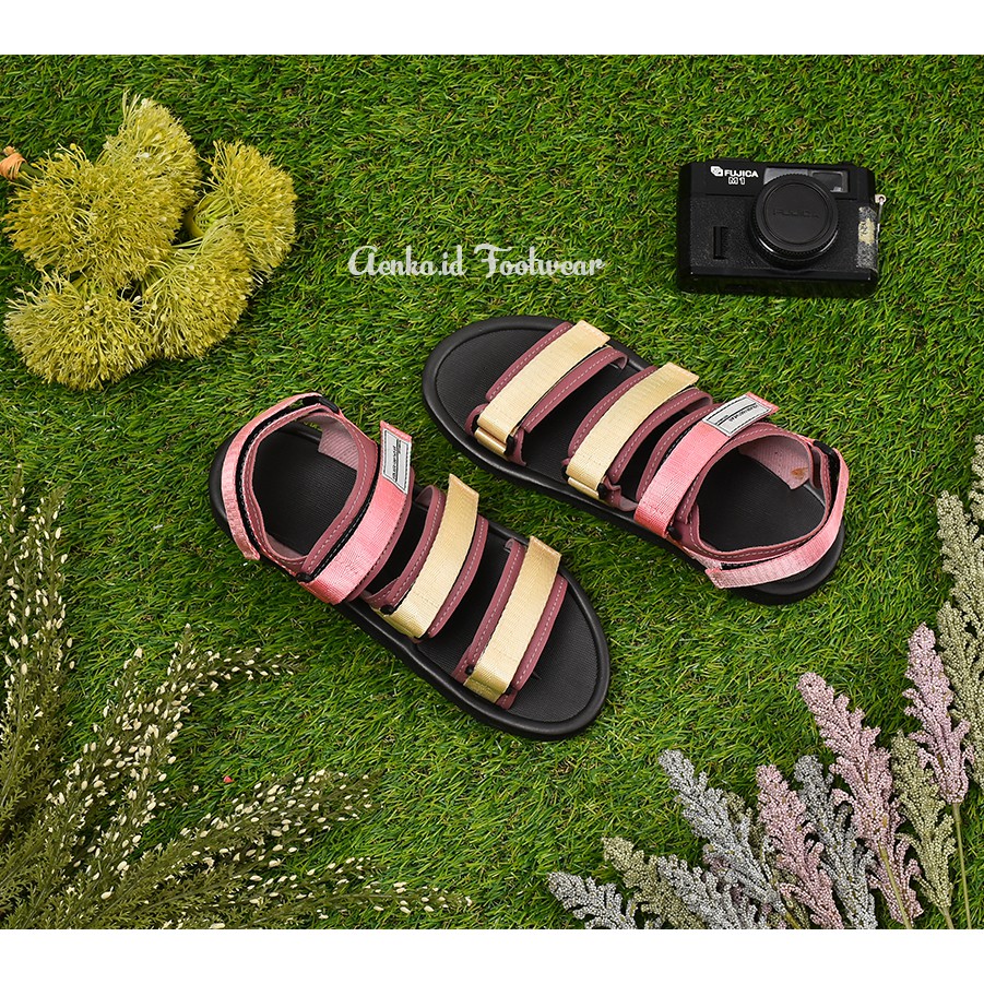 SANDAL WANITA TERBARU / SANDAL GUNUNG HIKING TRAVELING WANITA KEKINIAN / SENDAL TALI WANITA FASHION