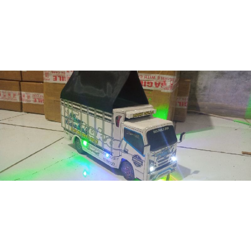 miniatur truk oleng new tawakal 5