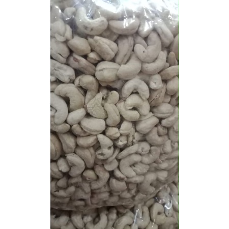 

KACANG METE 1 KG