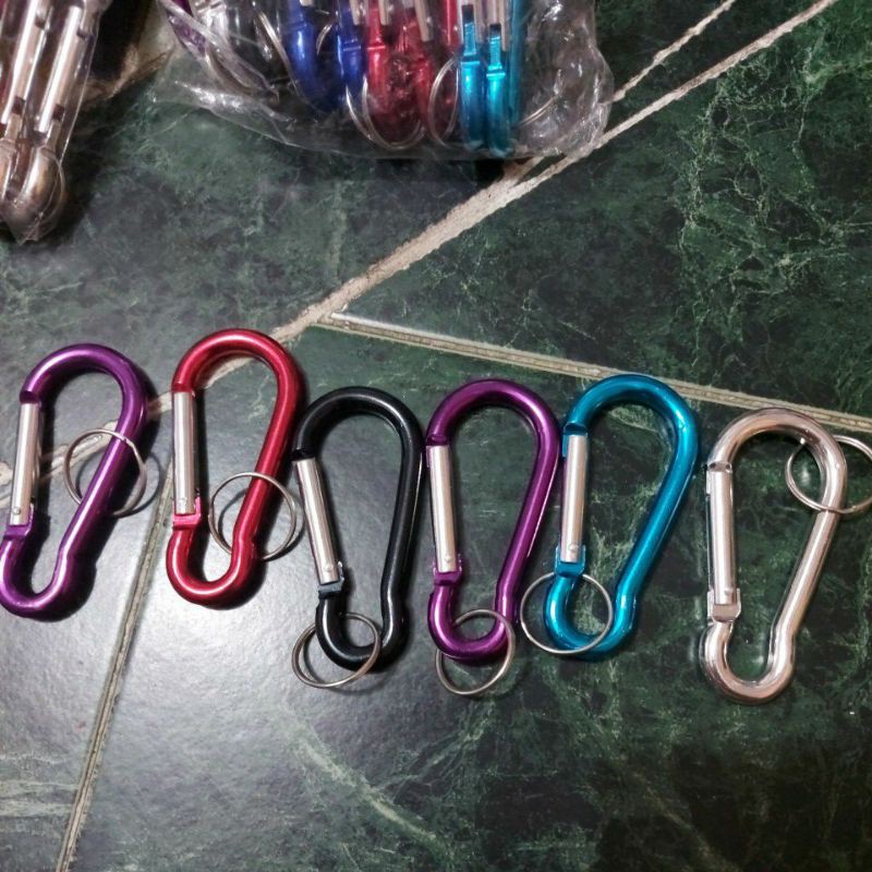 Carabiner Gantungan Besar