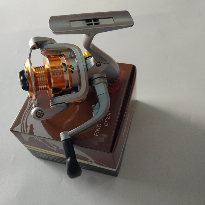 reel Daido Fino max spin DF 250