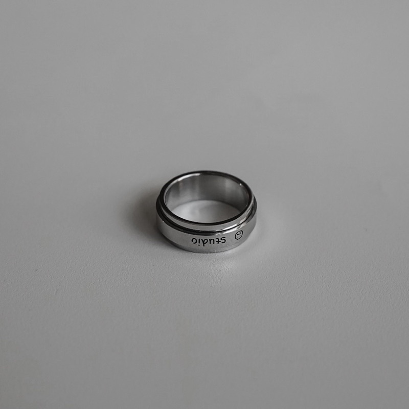 Faith Fade X Nomadstudio | Rotating Ring