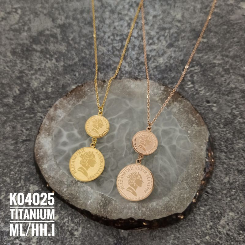 Kalung Titanium Motif Koin Bertingkat K04025