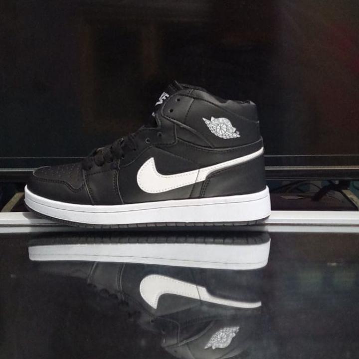 Muraaaahh.. Sepatu Nike Air Jordan Anak 5 Tahun sepatu jordan sekolah sd hitam Merah Chicago OG Size