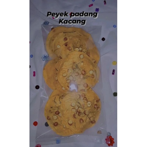 

PEYEK KACANG ASLI PADANG GURIH GARING 100 GRAM ENAK