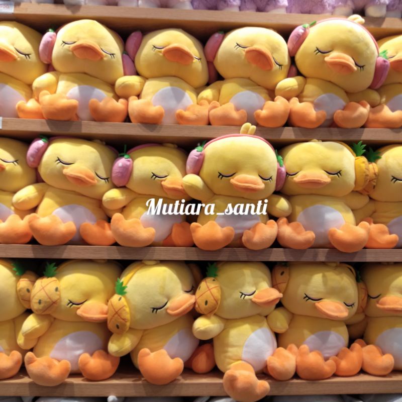 miniso fruit earphone duck strawberry / boneka miniso / boneka bebek