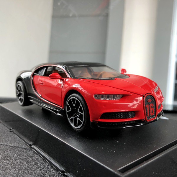 Pajangan BUGATTI CHIRON Miniatur Parfum Parfume Pewangi Mobil