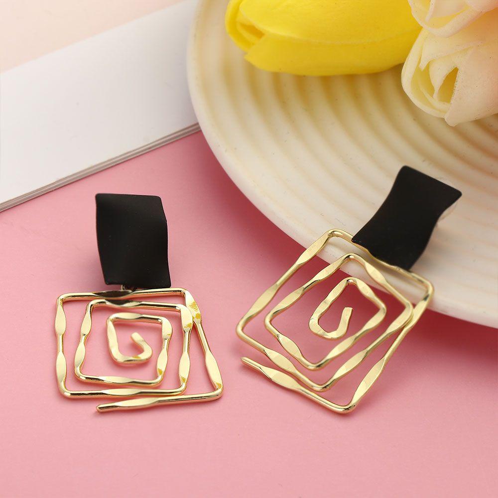 Solighter 1pasang Anting Spiral Geometris Kreatif Pesta Pernikahan Wanita Gadis Alloy Metal Maze