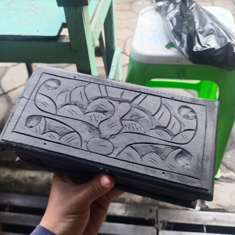 

Kotak Mustika Buat Wada Mustika atau Barang berharga anda
