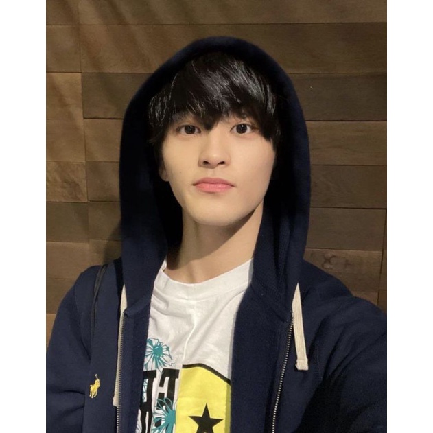 MARK LEE/MARK LEE GANTENG/ MARK LEE GEMES