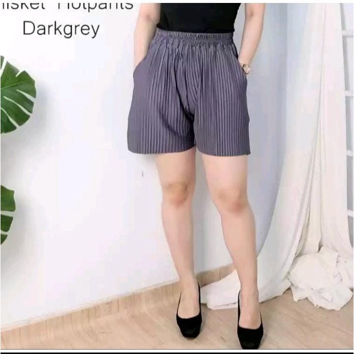 CELANA PENDEK HOTPANT WANITA PLISKET//CELPEN KEKINIAN TERMURAH