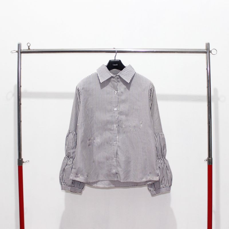 Stripe Puffy Sleeve Shirt (Hitam) | Kemeja Salur Wanita | Kemeja Stripe Wanita | Kemeja Puffy Balon