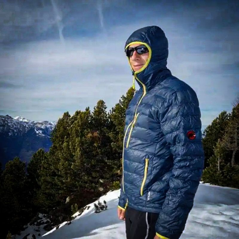 Jaket Bulu Angsa Mammut Broad Peak Hoody Down Jacket Bulang