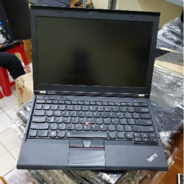 LIKE NEW LAPTOP BRANDED LENOVO X230 12" CORE I5 3320 2.6Ghz GENERASI 3