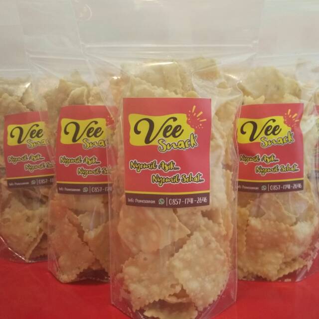 

Vee snack"keripik pangsit bawang gurih 300gr/pack handmade tanpa msg