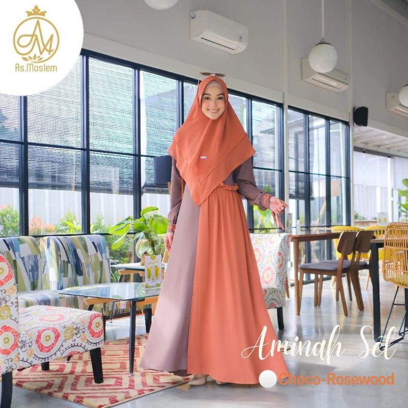 Aminah set by as moslem