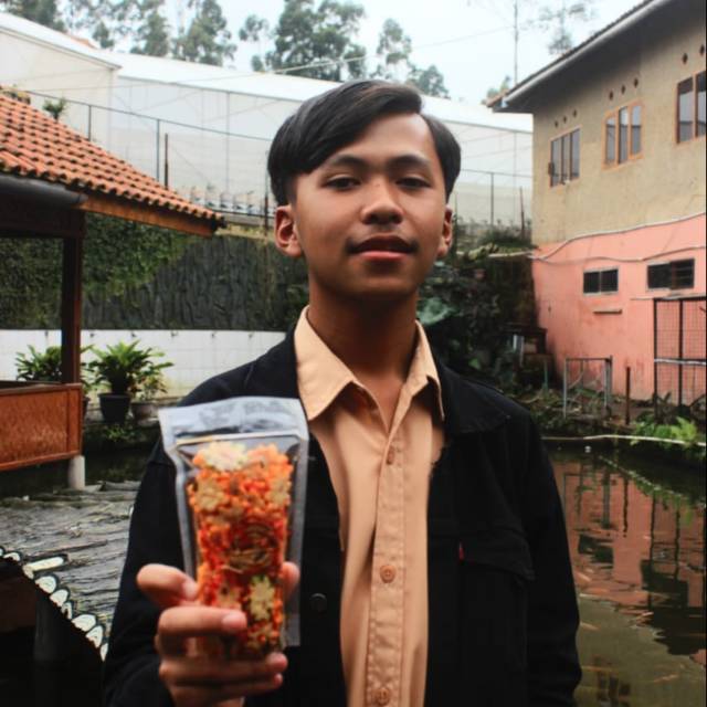 

Teman ngemil ngemil Sebring Spesial dari Nyemah_project