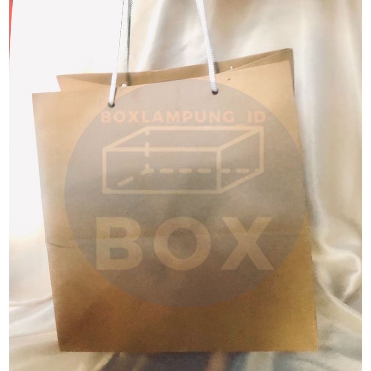 

PAPERBAG (22X25X26)