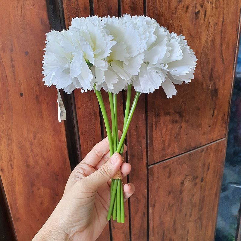 Bunga Buket Carnation Putih ( 7 tangkai )