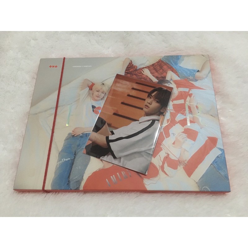 BOOKED TXT 2ND H:OUR PHOTOBOOK