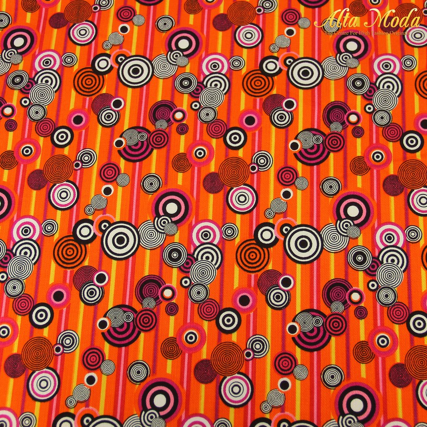 

Alta Moda Katun Motif Orange Motif Bulat Spiral (1M)