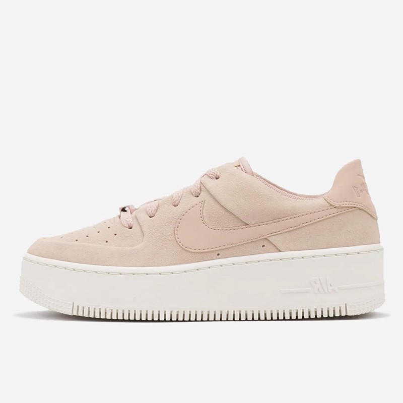 air force 1 sage low sneaker