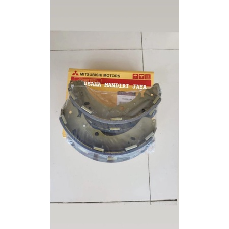 KAMPAS REM BELAKANG TRITON PAJERO SPORT BRAKE SHOE TRITON 4600A106