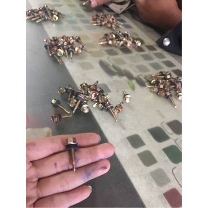 Sekrup roofing 2.5cm