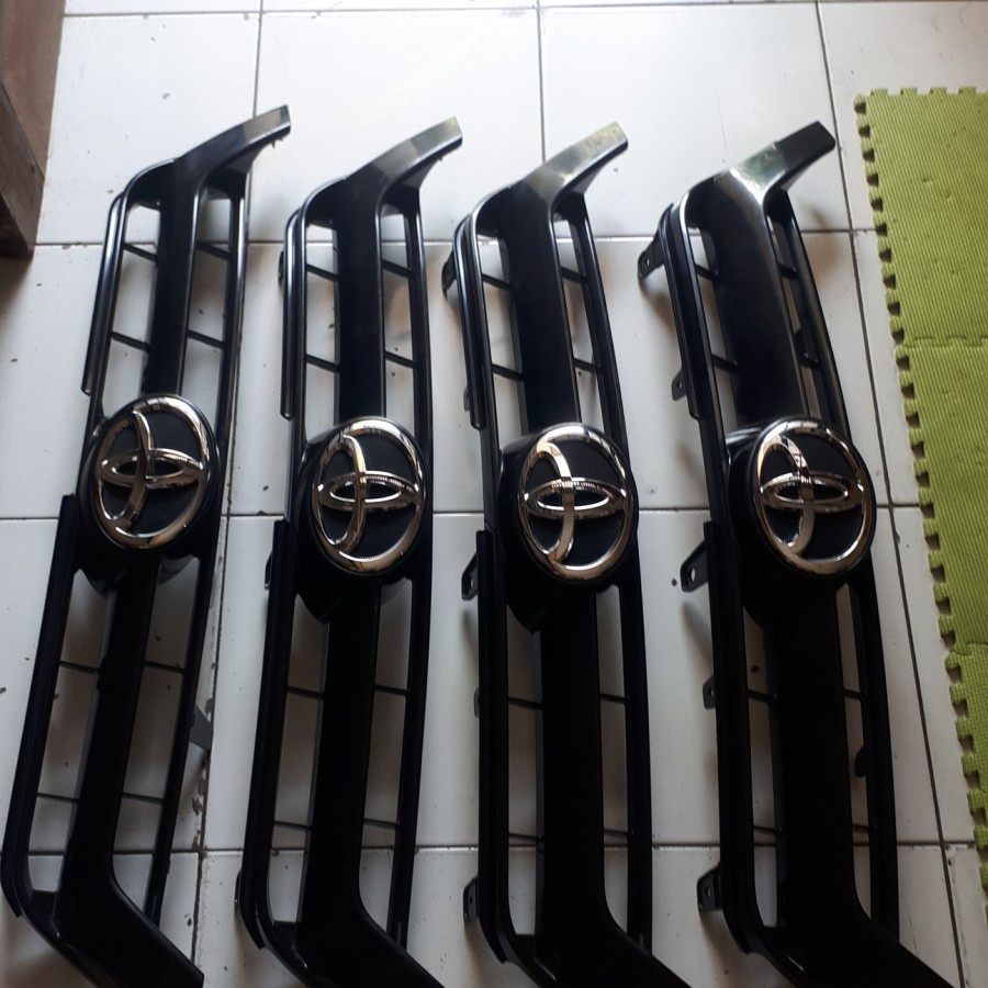 grill yaris trd 2015