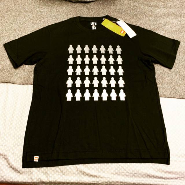 Kaos Lengan Pendek Uniqlo Lego Hitam L