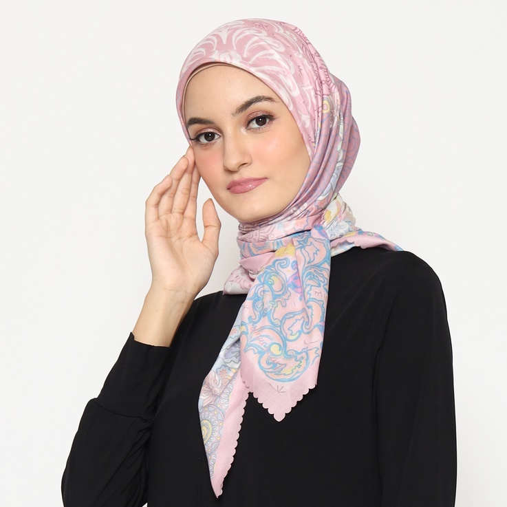 CLASSIC FLOWER - PINK Diiva Scarf Voal Motif Print Premium Jilbab Hijab Kerudung Segiempat
