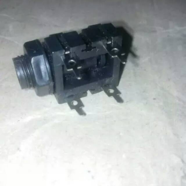 Soket Akai mono 4pin / Soket Akai mono Laba-Laba / Soket Akai Mono Kelabang