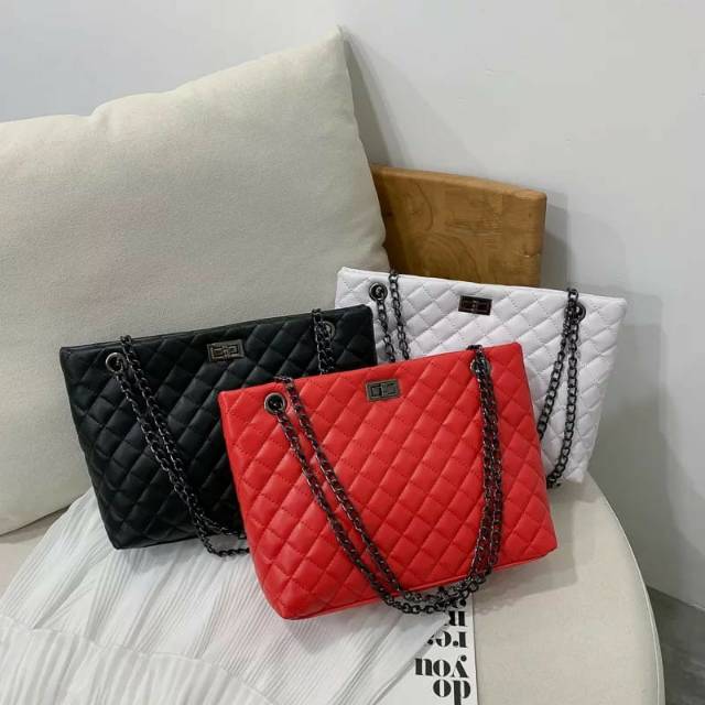 Chanel tote bag
