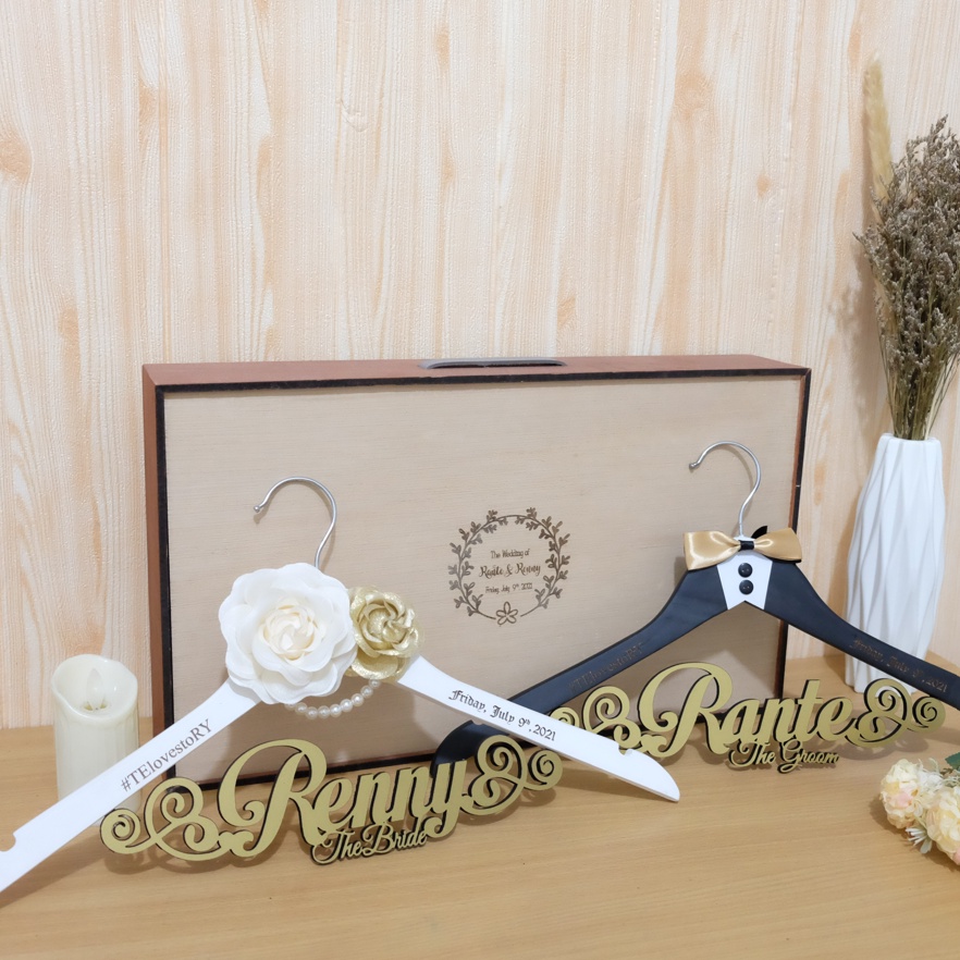 Wedding Hanger Dress Tuxedo Properti Foto Wedding Kamar Pengantin