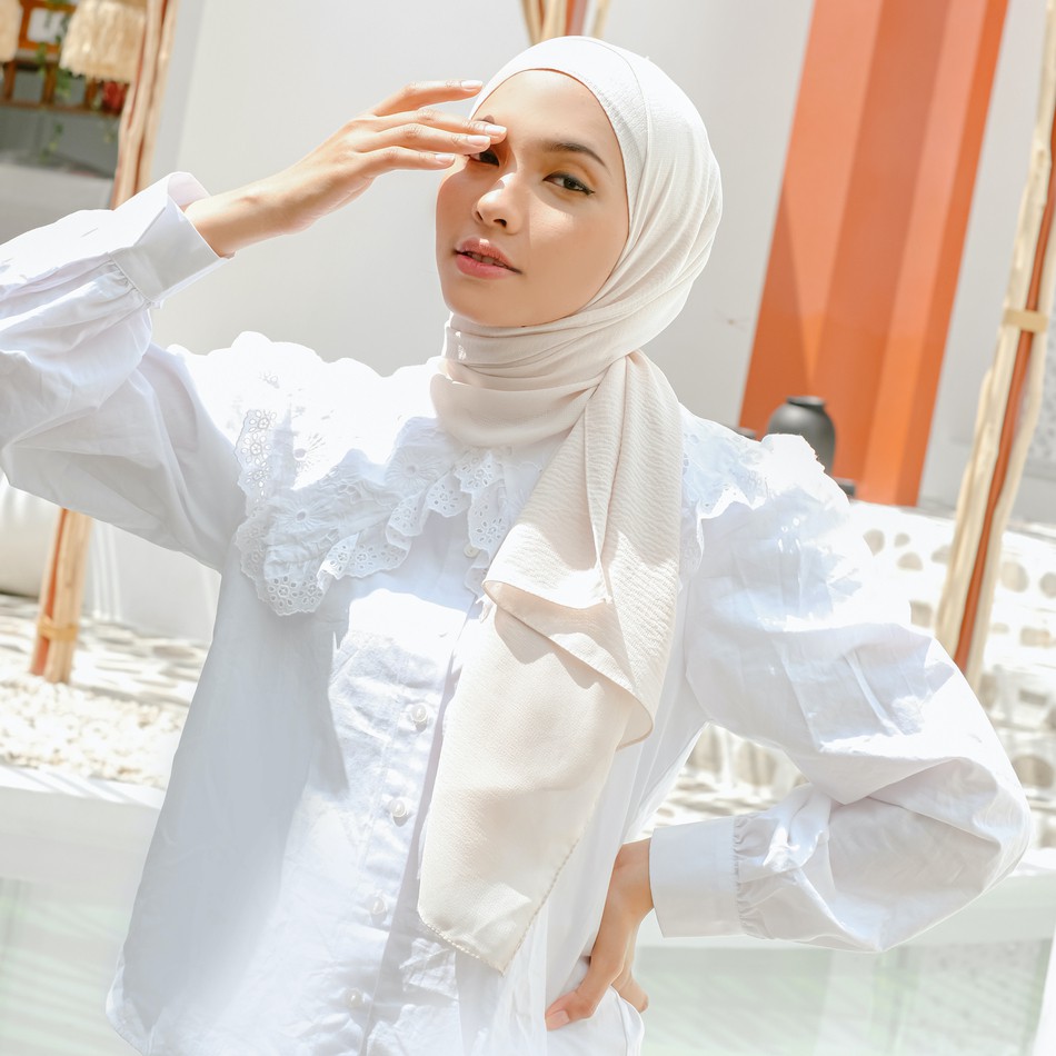Lozy Hijab - Ilya Shawl ( Pashmina Ceruti )-Cream