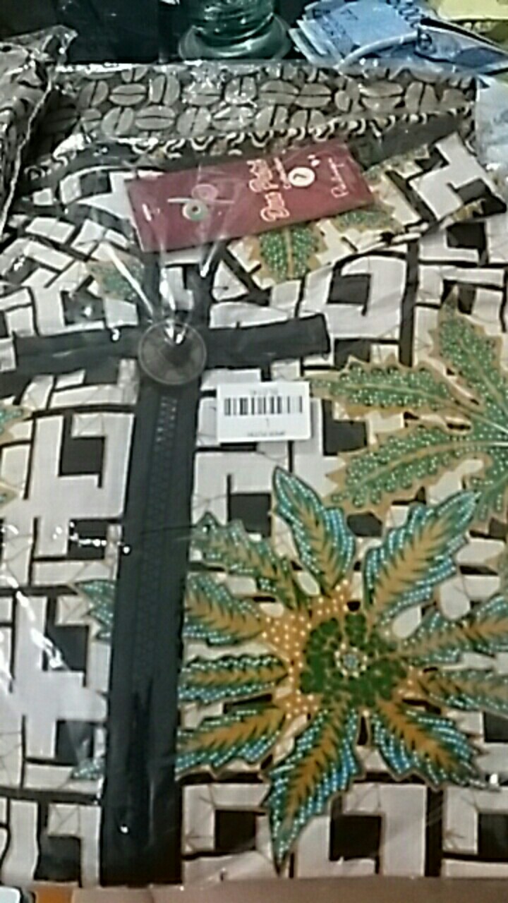 Atasan Batik Dolby Dolbi Dobby Doby Tenun Sutra Tulis Halus Katun Atbm Baron ,sarombit Atasan