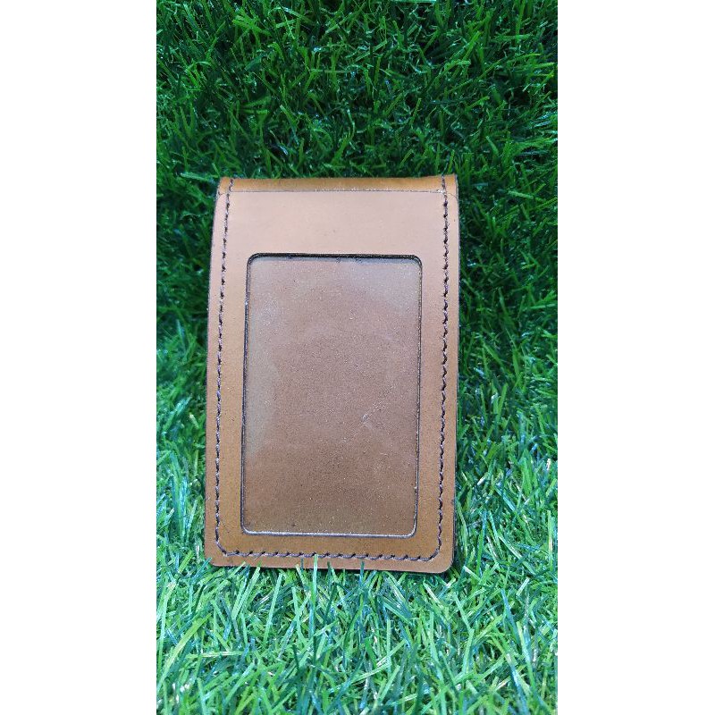 

NAME TAG/ID CARD HOLDER LIPAT MAGNET