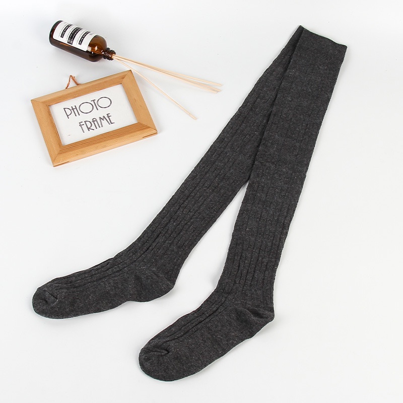 Kaos Kaki Bulu Domba Tinggi Panjang Diatas Lutut Selutut Import Hangat-Abu Tua
