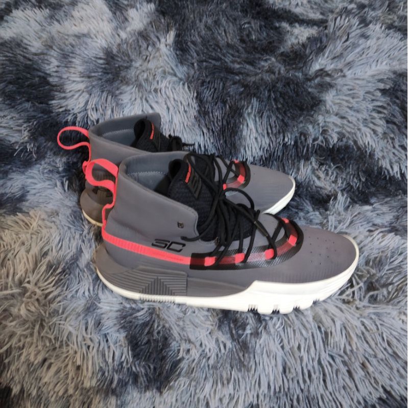 UNDER URMOR SC 3ZERO II