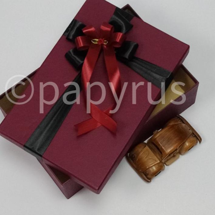 

★ PAPYRUS 20x30 Tinggi 10cm Kotak Kado Gift Box ➲