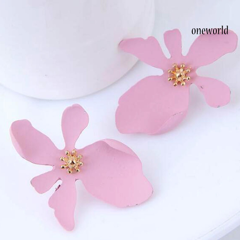 OW@ Fashion Daisy Flower Shape Metal Ear Stud Earrings Women Party Jewelry Gift