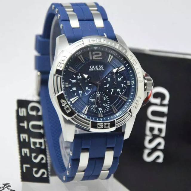 Jam Tangan pria Guess W0366G2 Rubber Original Murah