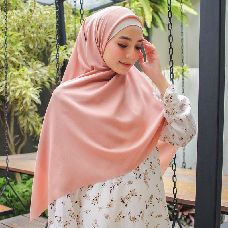 SQUARE LASERCUT JUMBO