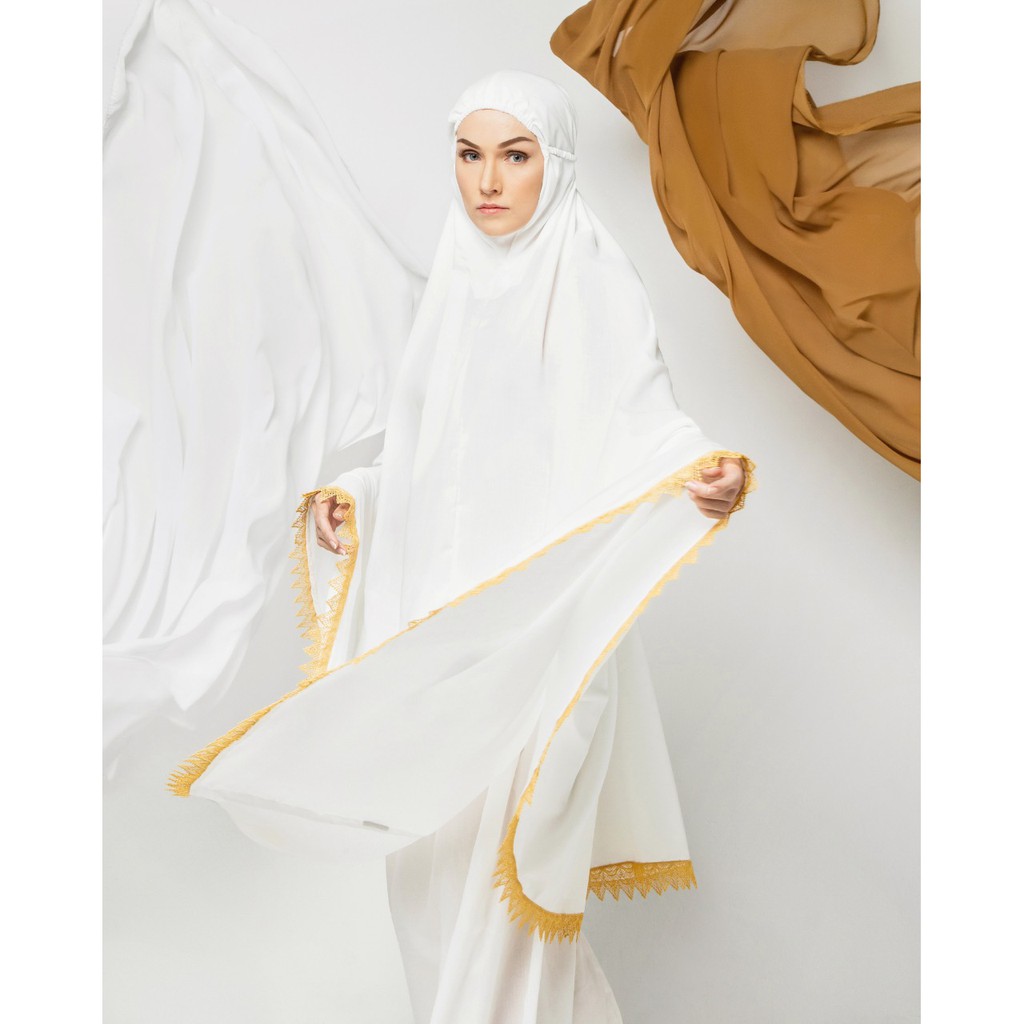  Mukena Jumbo  Tatuis Tiara 368 Rayon Adem Polos Renda Putih 