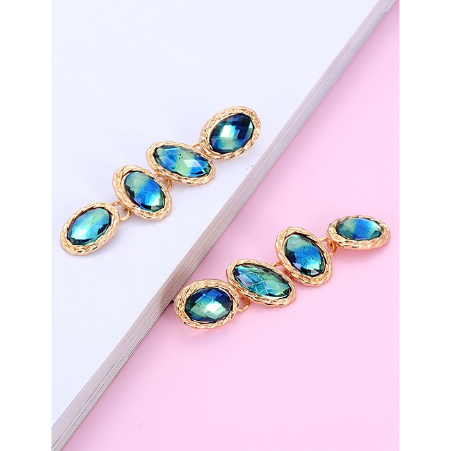 LRC Anting Tusuk Fashion Oval Shape Decorated Earrings E86043